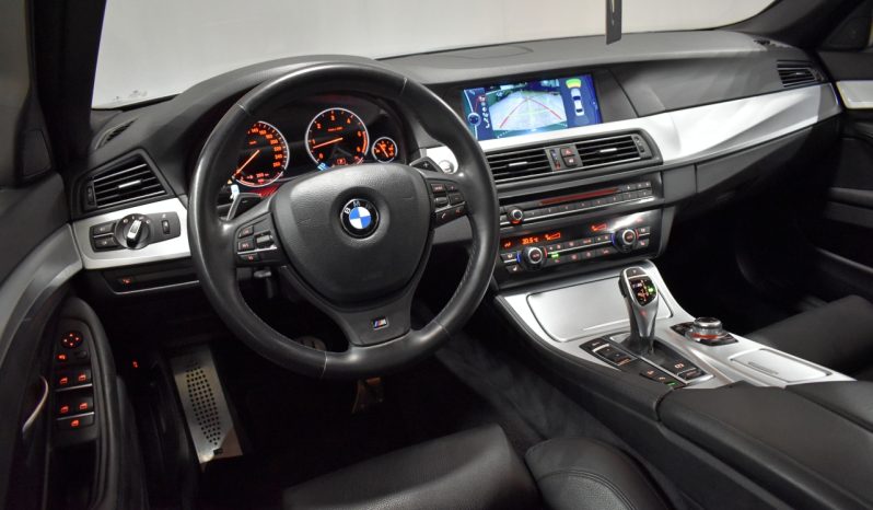 BMW 530xd Aut. M-PAKET, NAVI, HUD, KAMERA, LEDER, AHK voll