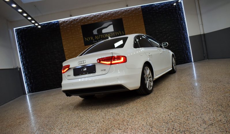 Audi A4 1.8 TFSI FACELIFT, 3x S-LINE, NAVI, SPORTSITZE voll