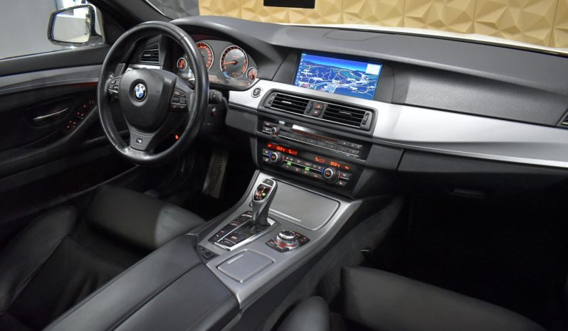 BMW 528i Aut. M-PAKET, 1. BESITZ, KOMFORTSITZE, HUD, 5x KAMERA voll