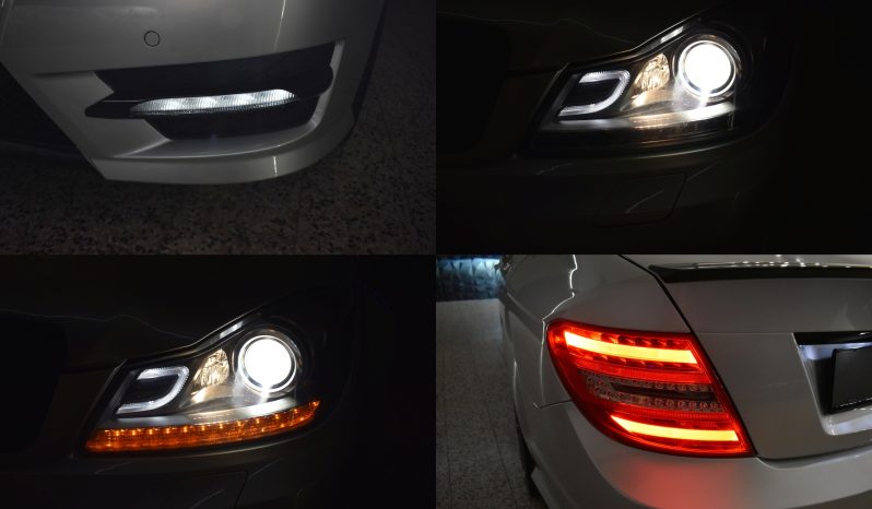 Mercedes Benz C180 Aut. AMG PAKET, DISTRONIC, SPORTAUSPUFF, KEYLESS, LEDER voll