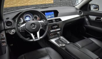 Mercedes Benz C180 Aut. AMG PAKET, DISTRONIC, SPORTAUSPUFF, KEYLESS, LEDER voll